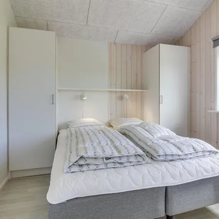 Grith - 1km From The Sea By Interhome Feriehus