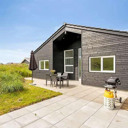 Grith - 1km From The Sea By Interhome