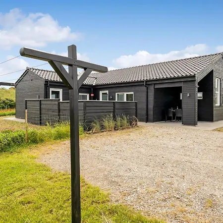 Grith - 1km From The Sea By Interhome